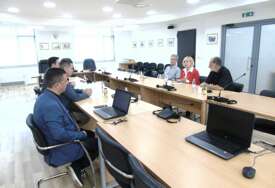 Kajganić s predstavnicima BH novinara: Prezentirani podaci o novinarima stradalim u minulom ratu