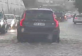 Haos u Mostaru, kolaps saobraćaja, ulice pod vodom