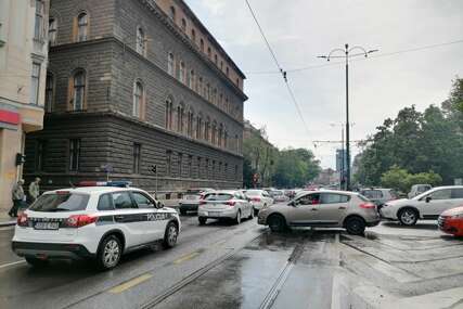 Vozači, oprez, mokar kolovoz! Usporeno saobraćanje na brojnim dionicama u BiH zbog radova
