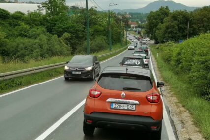 U Sarajevu policija iz saobraćaja isključila devet pijanih vozača