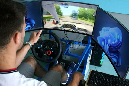 Projekt cazinskih srednjoškolaca: Simulatorom vožnje do sigurnijeg saobraćaja