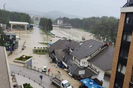 U Srbiji "poplavio vrh planine", predsjednik opštine kaže da se radi o fotomontaži (FOTO)