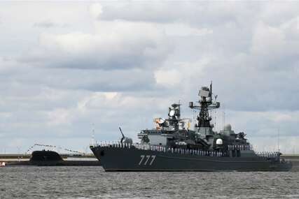 Japan uočio dva broda ruske mornarice blizu Tajvana