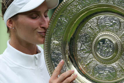 42. igračica svijeta Marketa Vondroušova osvojila Wimbledon