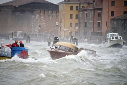 Najmanje 110 povrijeđenih u olujama koje su pogodile Italiju