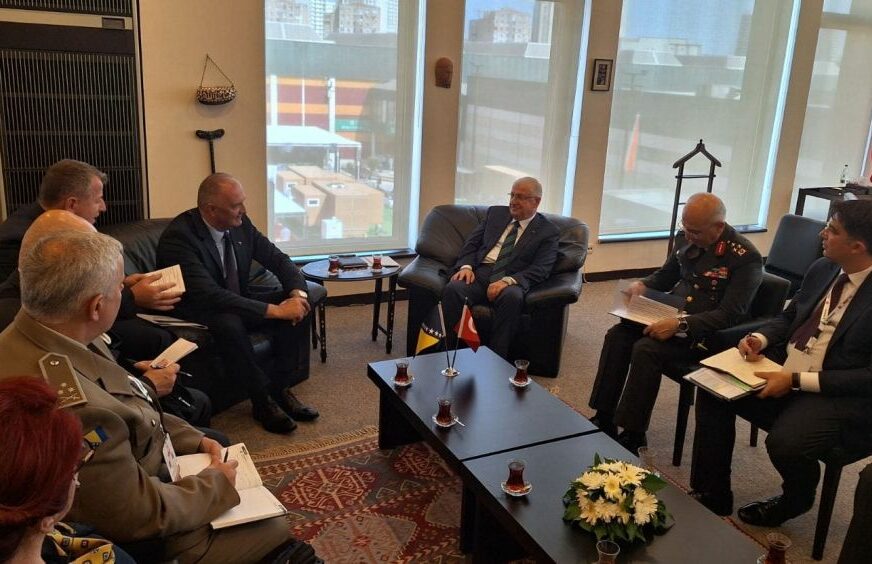 FOTO: MO BIH