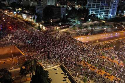 Hiljade demonstranata u Tel Avivu protestovalo protiv reforme pravosuđa