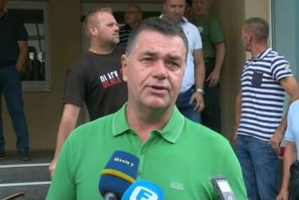 Gutić dramatično: Ovdje danas ne branimo Banoviće nego državu, policija je stala na njihovu stranu