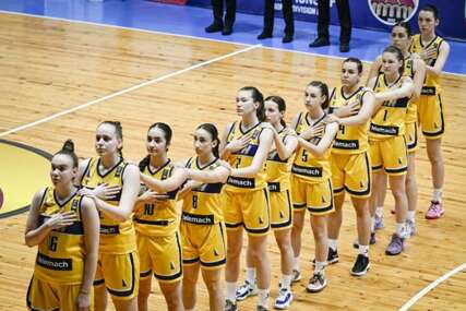 Bh. juniorke savladale Island i plasirale se u polufinale Evropskog prvenstva divizije B