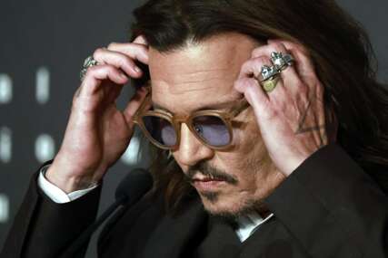 Johnny Depp pronađen bez svijesti u hotelskoj sobi