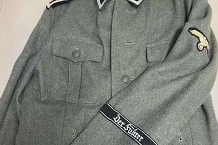 Prijavio ga zbog žene, pa policija prilikom pretresa pronašla nacističku uniformu