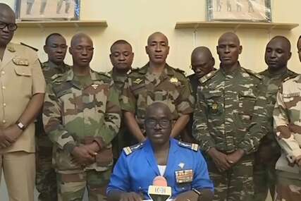 Vojska izvela državni udar u Nigeru, zarobili šefa države: ‘Ukidamo sve institucije, zatvaramo granice‘