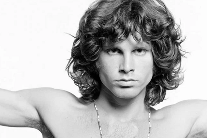 Na današnji dan 1971. Jim Morrison pronađen mrtav u kadi
