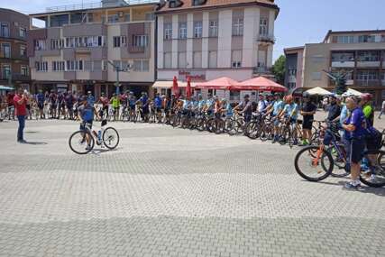 Biciklisti iz Bihaća krenuli prema Kozarcu