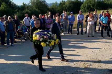 Delegacija Federalnog MUP-a položila cvijeće na brdu Žuč