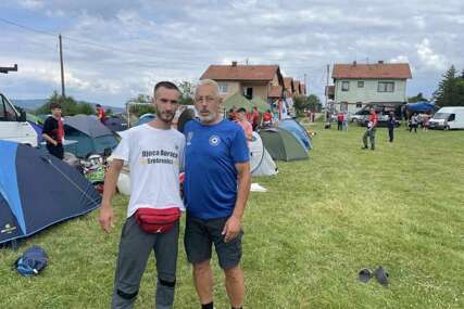 Nazif Rujanac iz Donjeg Vakufa nakon deset dana pješačenja stigao u Nezuk