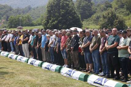 UŽIVO Sjećanje: Srebrenica 1995 - 2023 (Video)
