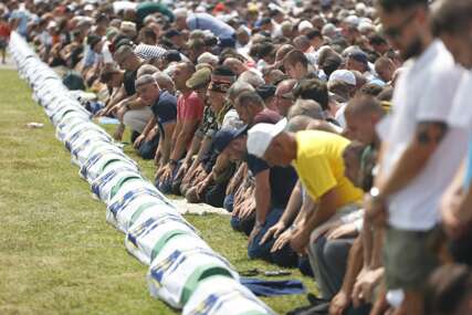Grad Čikago usvojio Rezoluciju o genocidu u Srebrenici