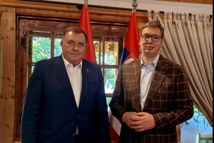 Sastali se Dodik i Vučić: Dogovoren skup svih državnih organa Srbije i RS-a