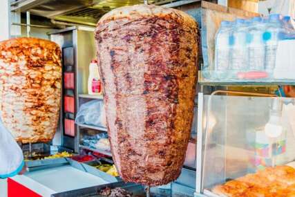 Objavili su kako se pravi kebab. Ljudi ga masovno prestaju jesti