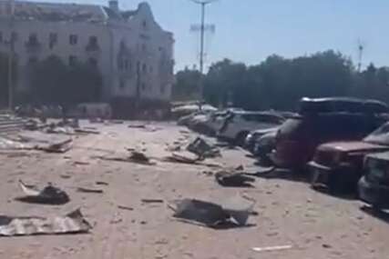 Bombardovan Černihiv usred dana, ima i mrtvih (VIDEO)