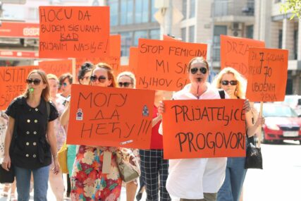FEMICID POSTAO GORUĆI PROBLEM! Zakazani protesti širom BiH pod nazivom "NITI JEDNA VIŠE"