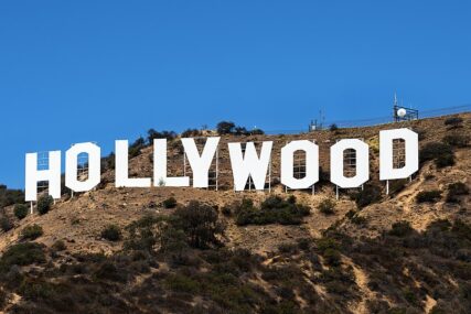 MIT O AMERICI Hollywood