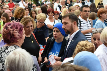 Ministar Delić prisustvovao protestima u Jablanici: Enisa Klepo je pokrenula revoluciju