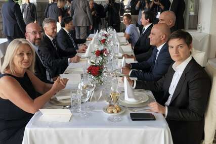 Krišto na radnoj večeri sa šefovima vlada zemalja regiona na Bledu