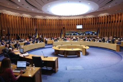 Dom naroda PSBiH danas raspravlja o prijedlogu izmjena i dopuna Zakona o VSTV-u