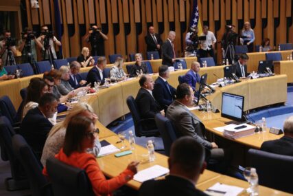 Dom naroda PSBiH sutra o prijedlogu izmjena i dopuna Zakona o VSTV-u