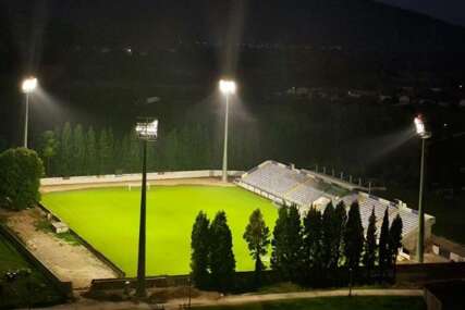 Pušteni u rad reflektori na stadionu Perica Pero Pavlović u Gabeli