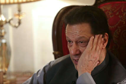 Zatvorska kazna bivšem premijeru Pakistana  Imranu Khanu produžena