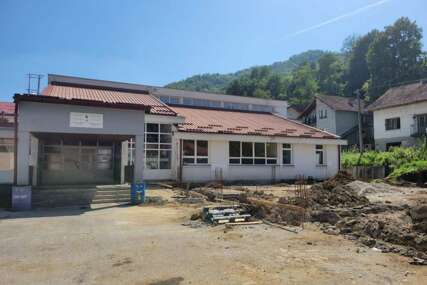 21. vijek, a područna škola u Potočarima tek će dobiti fiskulturnu salu