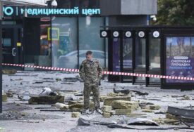 Ukrajina napala Rusiju s više od 100 dronova, zatvoreno više aerodroma