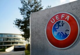 UEFA kaznila N/FS BiH zbog ponašanja navijača