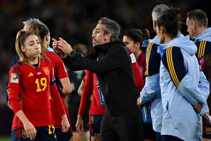 KRAJ SAPUNICE Španci otpustili selektora ženske fudbalske selekcije