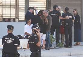 Tinejdžer u Španiji nožem izbo tri nastavnika i dva učenika