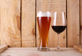 Jeste li se ikada pitali šta je štetnije, pivo ili vino? Odgovor bi vas mogao iznenaditi