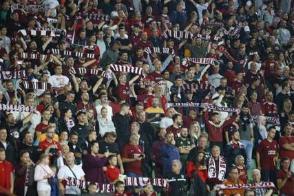 Fudbaleri Sarajeva sa Hordama zla proslavili pobjedu protiv Zrinjskog (VIDEO)