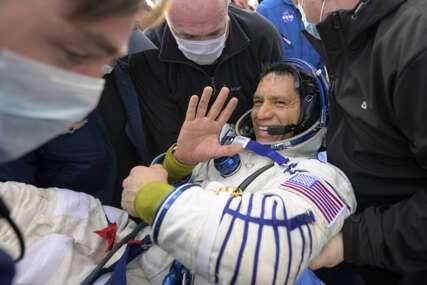 Rekorder NASA-e Frank Rubio vratio se na Zemlju nakon skoro godinu dana u svemiru