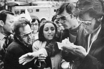 Davna 1971: Trinaestogodišnja Madonna presretna jer je dobila autogram od Elvisa