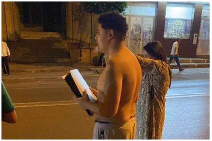 Mladić usred zemljotresa u Maroku izašao na ulicu i sa sobom ponio samo PlayStation