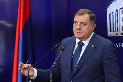 Brutalne uvrede Dodika: "Taj potomak fašista neka nosi Memorijalni centar sa sobom..."