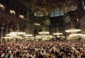 Muslimani širom svijeta obilježavaju dan rođenja poslanika Muhammeda