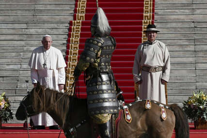 Papa Franjo započeo prvu posjetu Mongoliji
