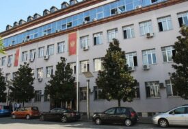 Bečić i Šaranović: Hapšenje Golubovića dokaz da Crna Gora prvi put ima bezbjednosni sektor lojalan građanima