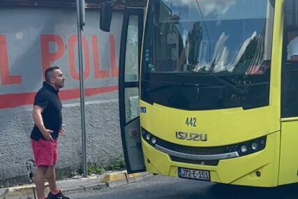 Pogledajte svađu između pješaka i vozača autobusa u Sarajevu (VIDEO)