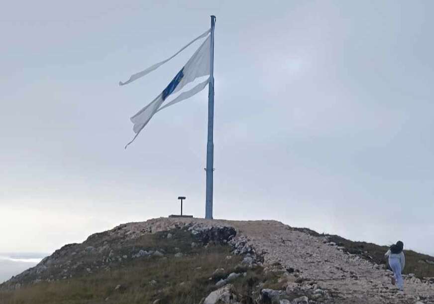 FOTO: CRNA-HRONIKA