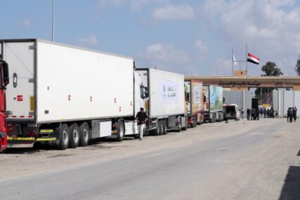 Konvoj od 17 kamiona humanitarne pomoći ušao u Pojas Gaze iz Egipta